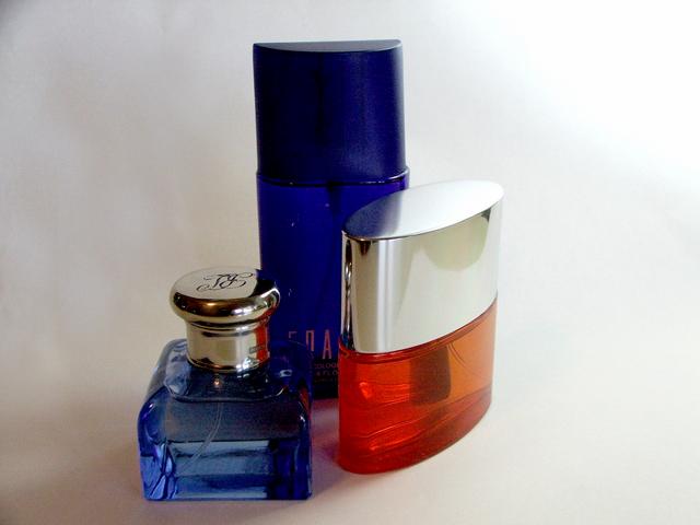 Can A Zinc Deficiency Be Causing You To Apply Too Much Cologne